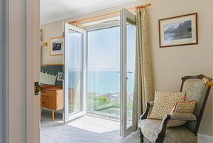Reception room- click for photo gallery